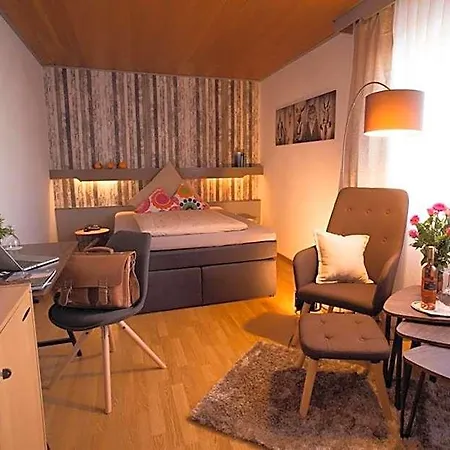 Haus Rose Bed and Breakfast 4*