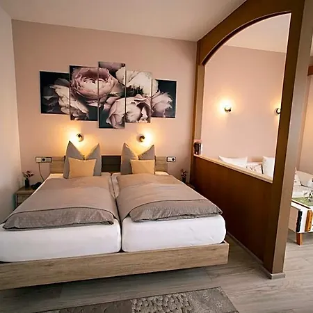 Bed and Breakfast Haus Rose 4*