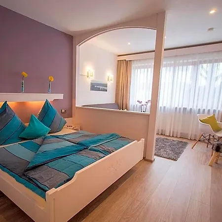 Haus Rose Bed & Breakfast