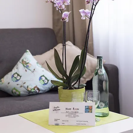 Haus Rose Bed and Breakfast 4*